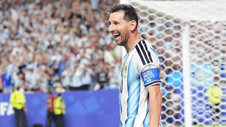 Lionel Messi bıraktığı yerden devam ediyor