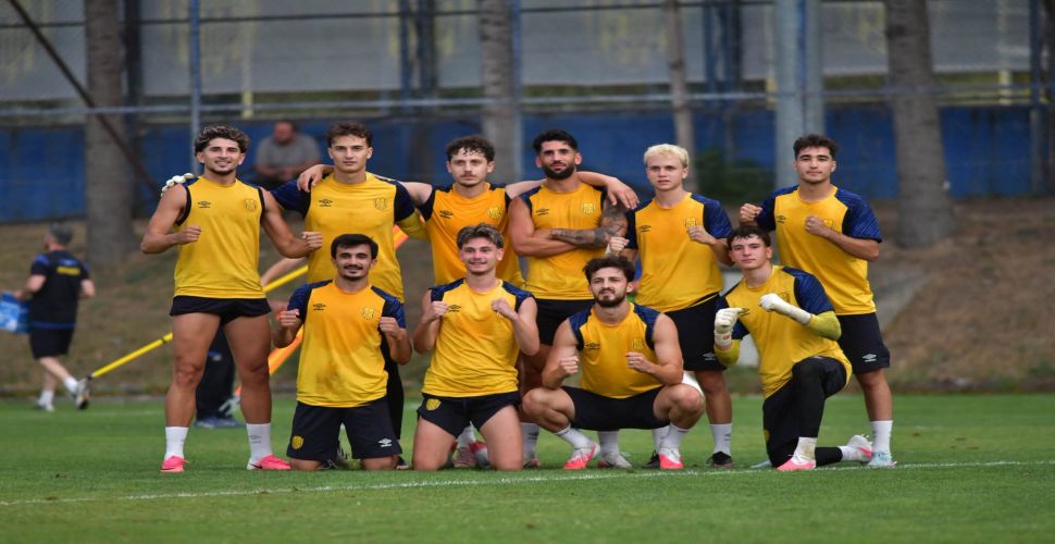 Ankaragücü sezon hazırlıklarını kendi tesislerinde devam ediyor.