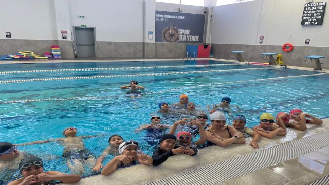 Mamak Belediyesi'nden Yaz Tatiline Spor ve Eğitim Desteği