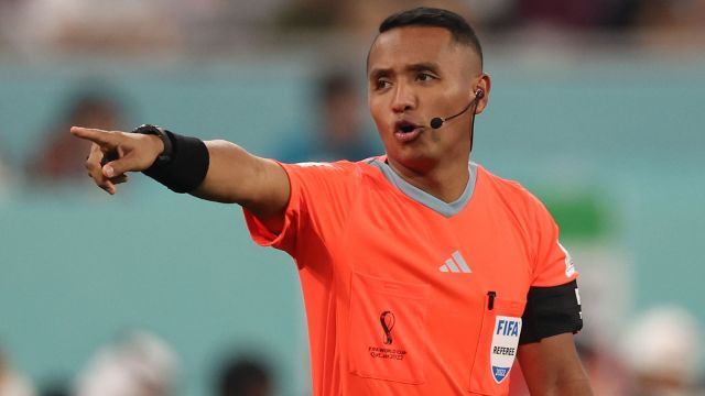 Türkiye-Paraguay maçının hakemi Ivan Barton Dünya Kupası yarı finalinde