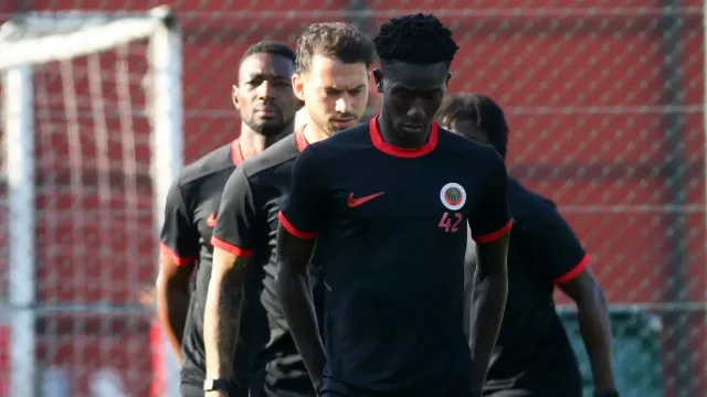 Ousmane Diabate, yolcu!