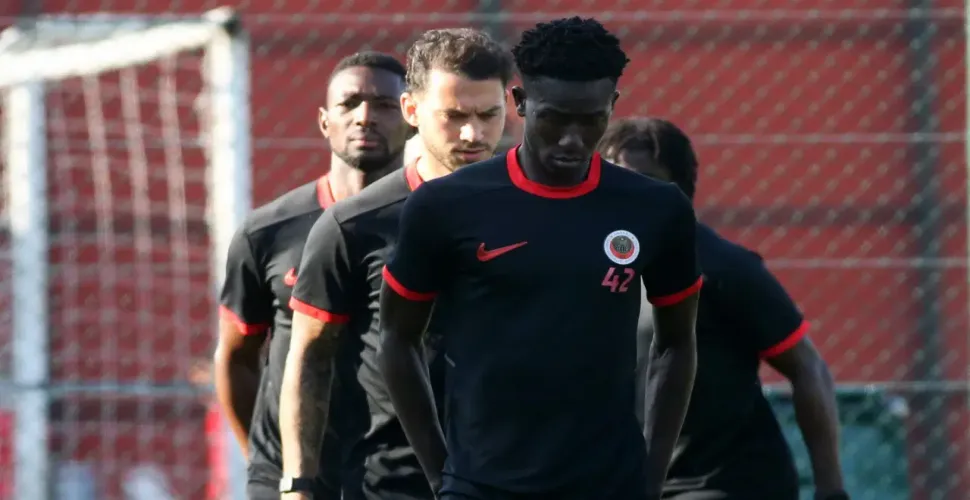 Ousmane Diabate, yolcu!