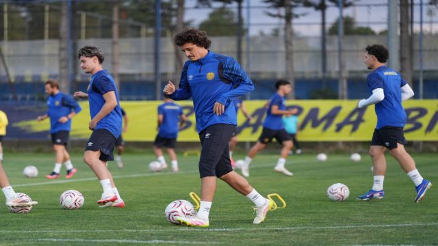 Yurda dönen Ankaragücü, Beştepe'de çalışmalarına başladı