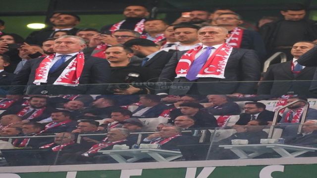 Bursa’da protesto: TFF Başkanı Hacıosmanoğlu stattan ayrıldı