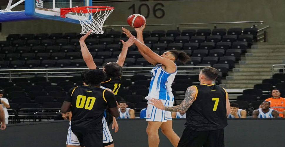 Türk Telekom Basketbol takımına kupa morali