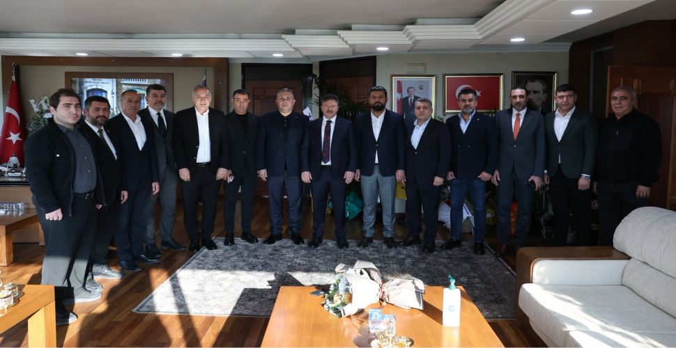Ankaragücü'nden Onursal Başkan Mehmet Yiğiner'e hayırlı olsun ziyareti