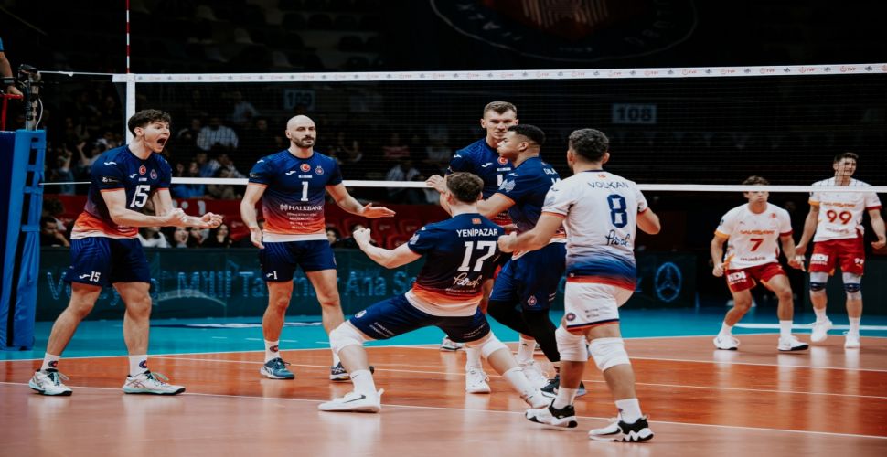 Halkbank: 3  -  Galatasaray Madeş Mobilya: 1