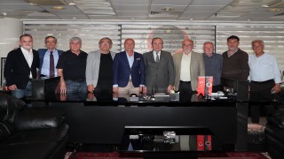 Gençlerbirliği Eski Futbolcular Derneği’nden şampiyonluk ziyareti