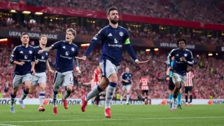 Manchester United ve Tottenham avantajlı