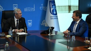 Ankaragücü Onursal Başkanı Mehmet Yiğiner, Mansur Yavaş'ı ziyaret etti