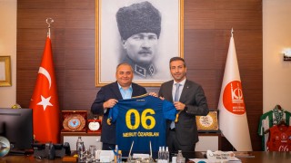 Mesut Özarslan'ın jesti takdir topladı