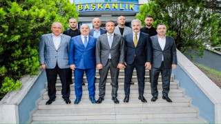 MHP'den Ankaragücü'nü ziyaret gerçekleşti