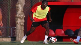 Adama Traore ilk antrenmanına çıktı
