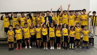 Burç Tuna Ankaragücü'nün çocuklarını yazdı: Küçük yüreklerden büyük sevdaya