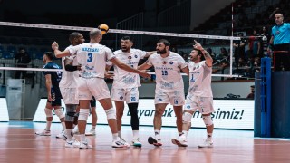 Halkbank İzmir'de kazandı