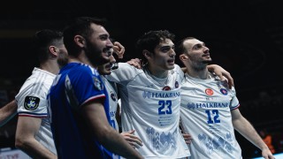 Halkbank rahat kazandı