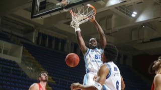 Türk Telekom, Panionios'u ezdi geçti 106-61