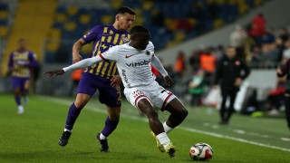 Gençler 2-0'ı koruyamadı fırsatı tepti 2-2