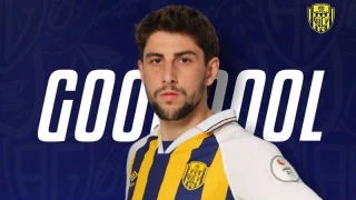 Mervan Yusuf Yiğit gollerine devam ediyor...