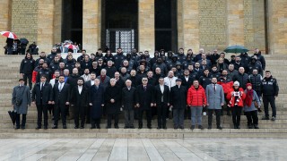 Natura Dünyası Gençlerbirliği Anıtkabir'i ziyaret etti