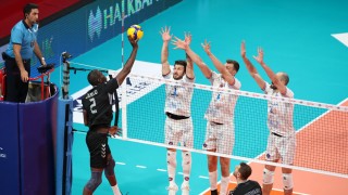 SMS Grup Efeler Ligi'nde 25.Hafta maçları bugün