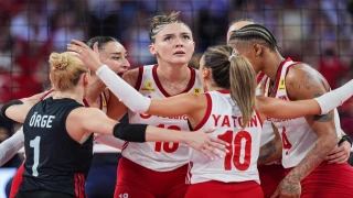 Altın kızlar! Voleybolda Türkiye Avrupa şampiyonu