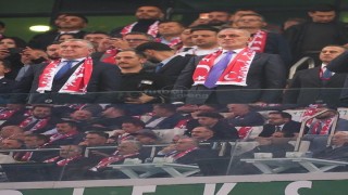 Bursa’da protesto: TFF Başkanı Hacıosmanoğlu stattan ayrıldı