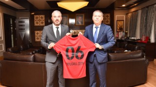 Gençlerbirliği'nden Pursaklar ve Yenimahalle Belediyelerine ziyaret